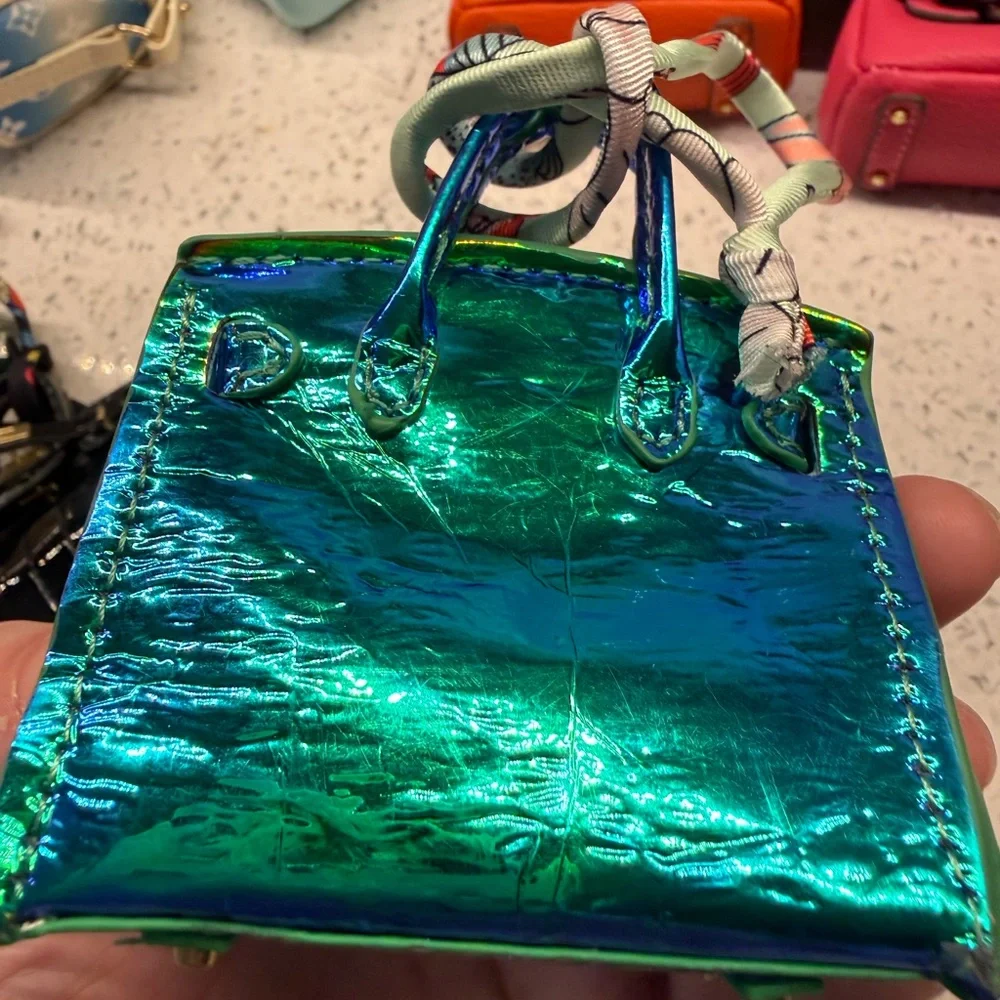 Bundle of 4, Designer Inspired Mini Tote Bags in Beautiful Metallic Colors - Picture 6 of 16